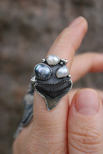 Load image into Gallery viewer, Triple Pearl Ring: size 7.25
